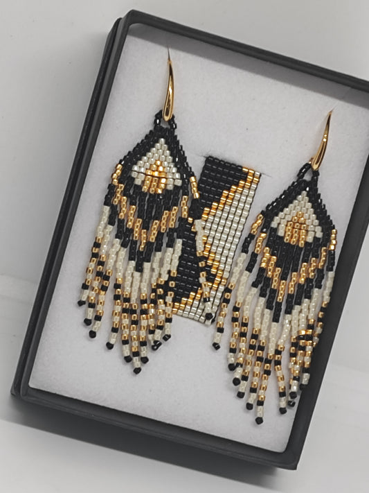 Aretes “Raíz Dorada”